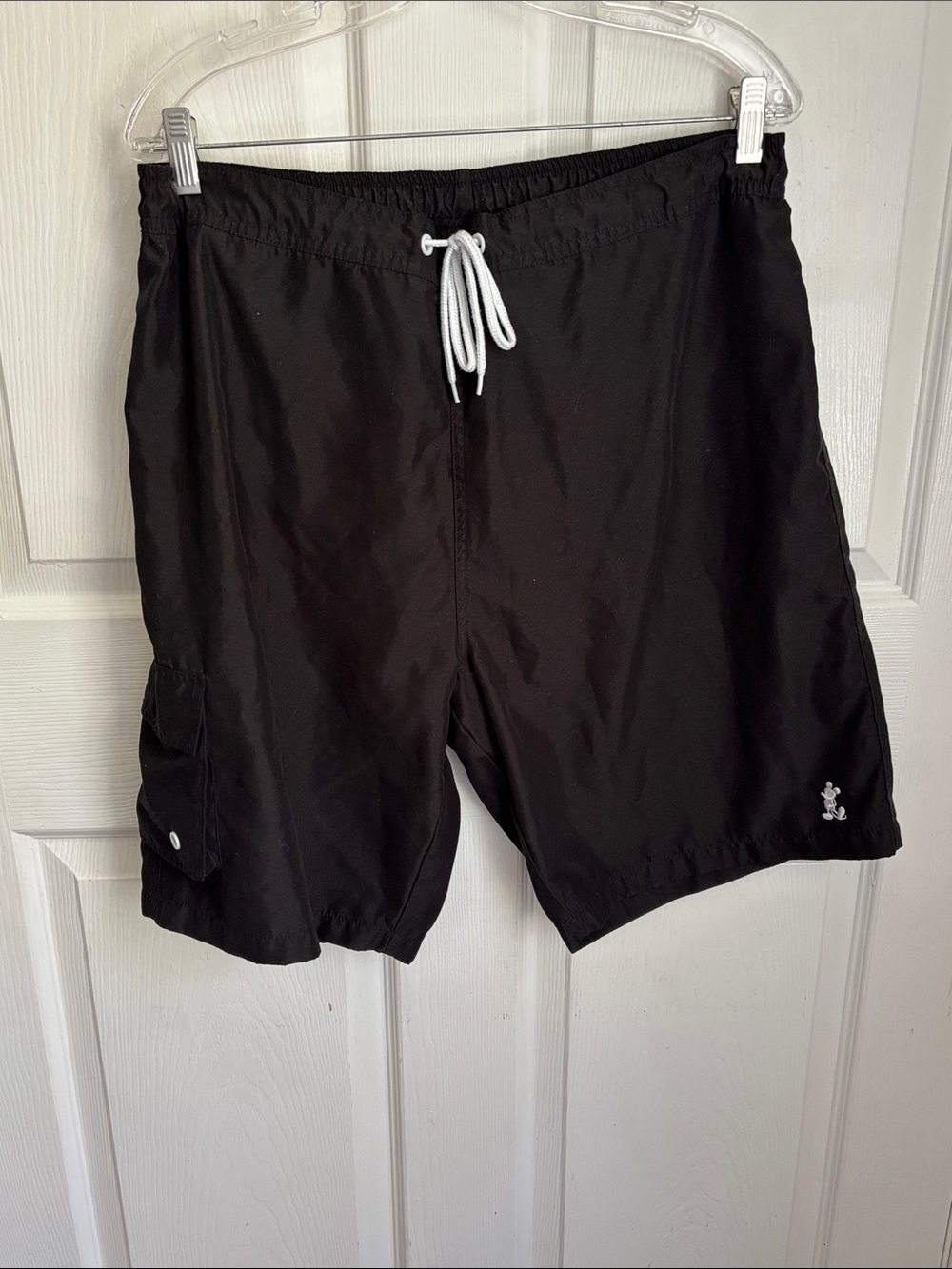 Disney Parks Men’s Black Swim Shorts White Drawstring embroidered Mickey Sz L